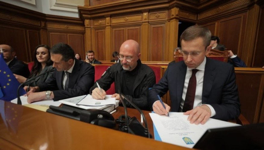 Корецький склав присягу: Рада 16 липня затвердила 16 міністрів