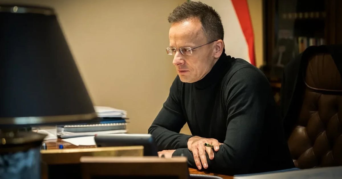 Що відомо про розслідування зв’язків Сіярто з Росією: заява Мадяра
