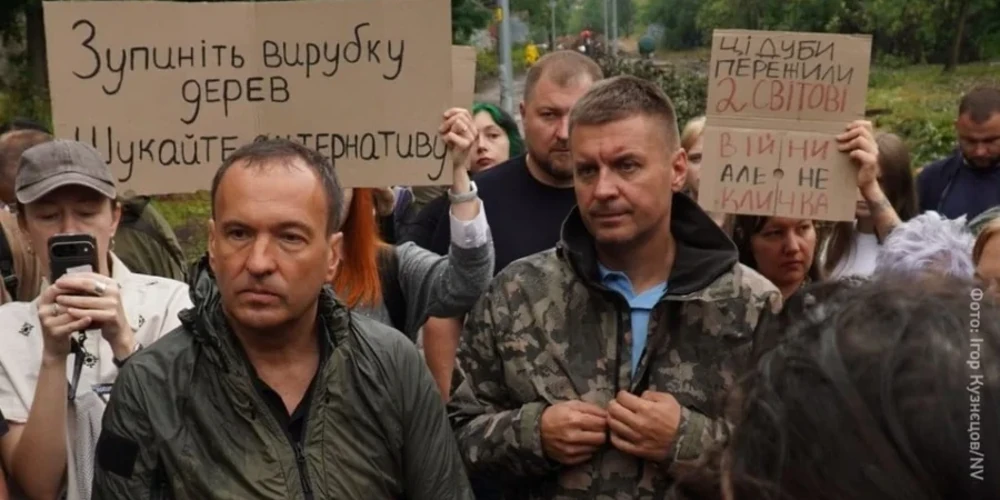 662 дерева та 183 будинки: цифри конфлікту довкола резервної тепломережі на Теремках
