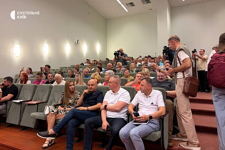 Теремки: влада взяла два тижні на оцінку альтернативного маршруту тепломережі
