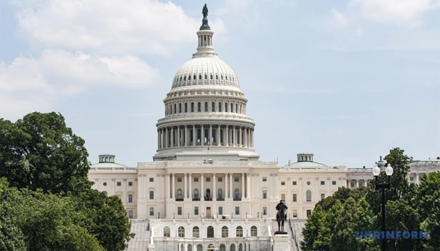 Двопартійна група сенаторів США на чолі з Роджером Вікером і Жанною Шахін під час оприлюднення листа щодо Путіна і саміту G20