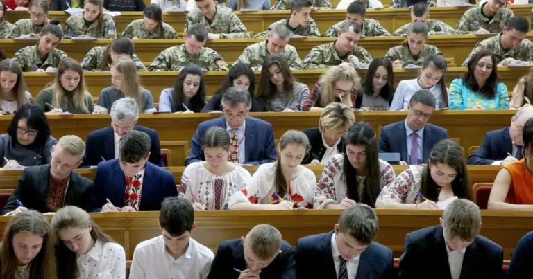 Артур Дронь